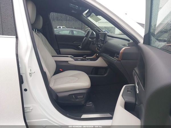 2024 TOYOTA GRAND HIGHLANDER HYBRID LIMITED MAX