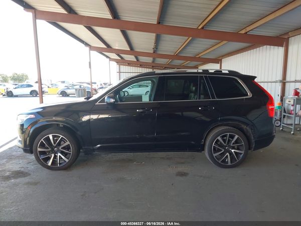 2018 VOLVO XC90 T6 MOMENTUM