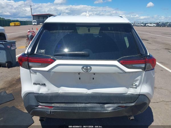 2022 TOYOTA RAV4 LE