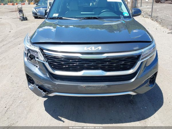 2023 KIA SELTOS EX