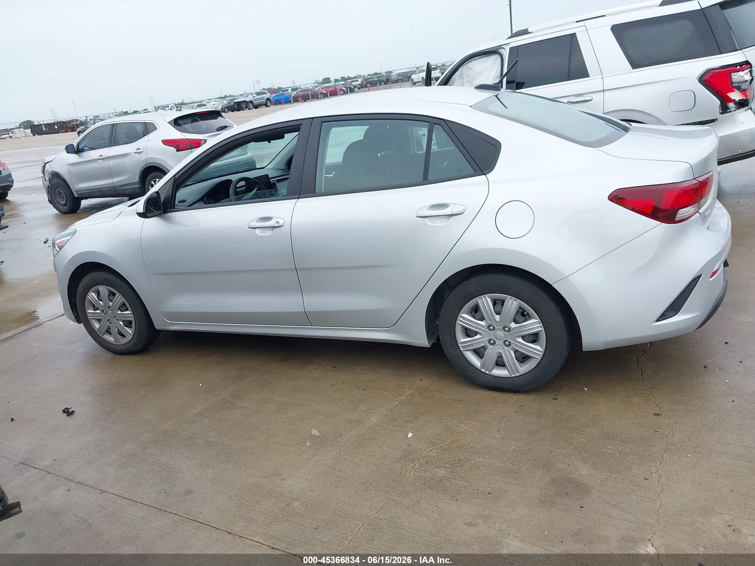 2023 KIA RIO S