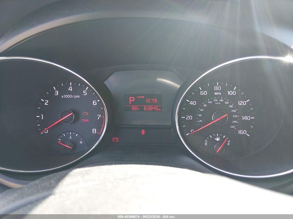 2016 KIA SEDONA LX