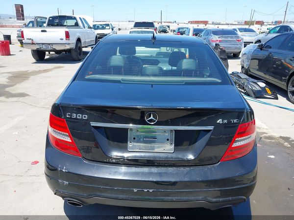 2014 MERCEDES-BENZ C 300 SPORT 4MATIC