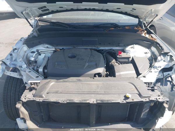 2019 VOLVO XC90 T6 MOMENTUM