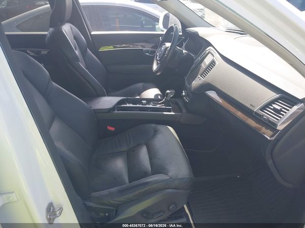 2019 VOLVO XC90 T6 MOMENTUM