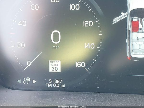 2019 VOLVO XC90 T6 MOMENTUM