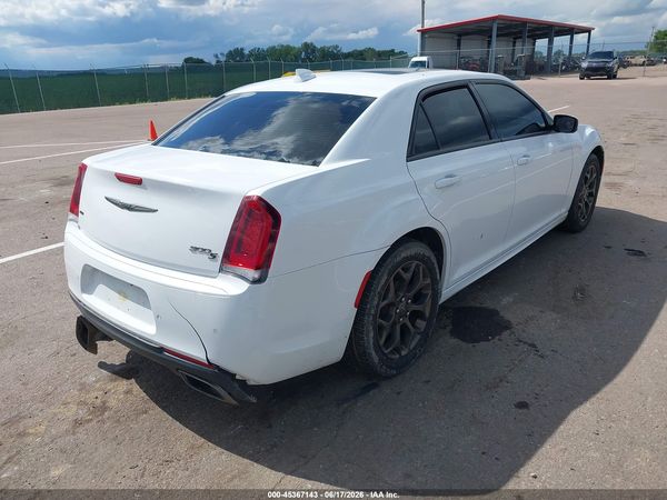 2016 CHRYSLER 300 — I4