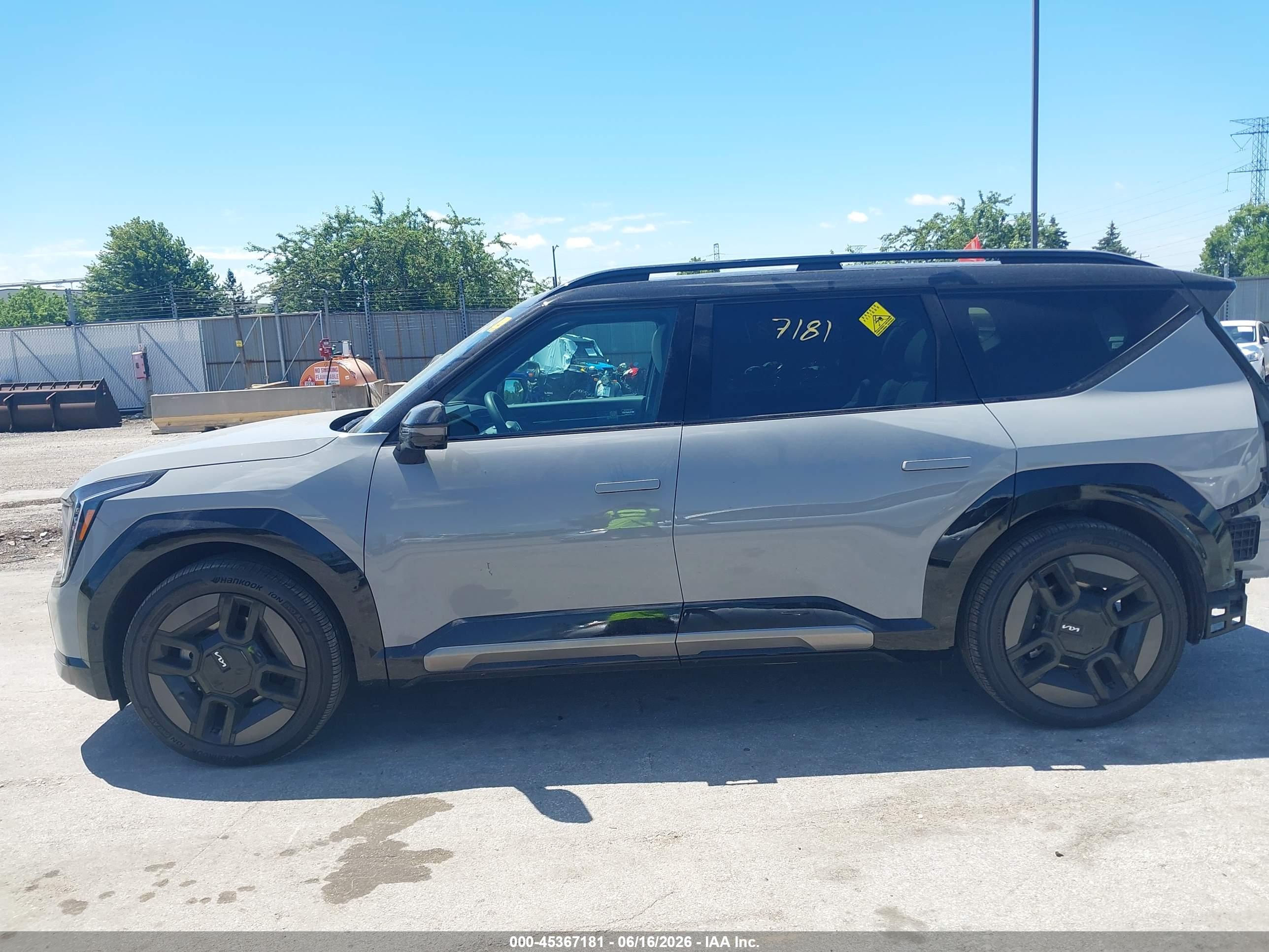 2026 KIA EV9 GT-LINE
