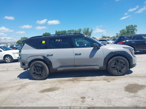 2026 KIA EV9 GT-LINE