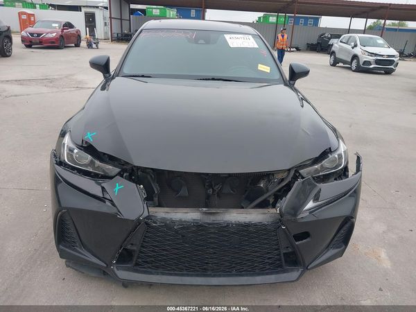 2017 LEXUS IS 200T
