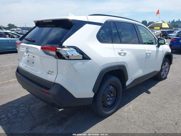 2025 TOYOTA RAV4 HYBRID XLE