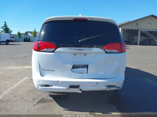 2017 CHRYSLER PACIFICA LX — I6
