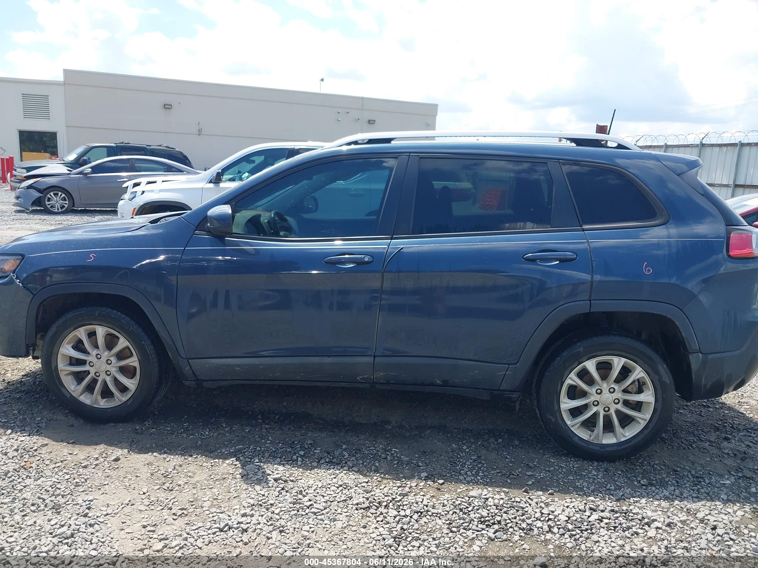 2020 JEEP CHEROKEE LATITUDE FWD