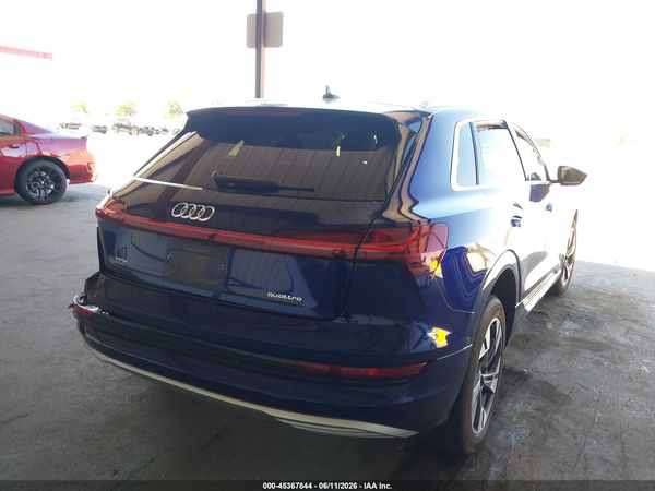 2022 AUDI E-TRON PREMIUM QUATTRO