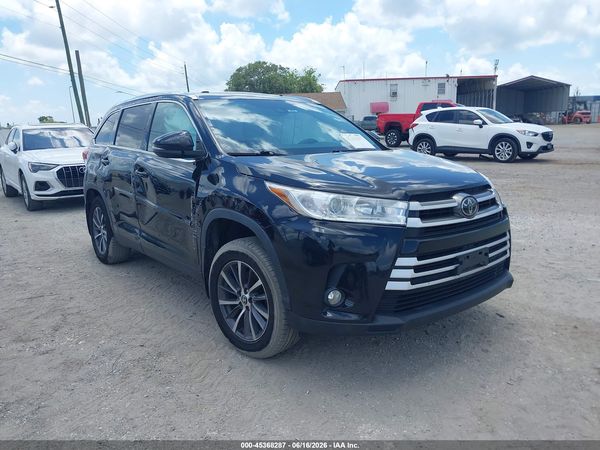 2019 TOYOTA HIGHLANDER XLE