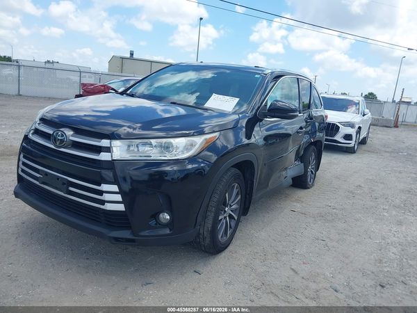 2019 TOYOTA HIGHLANDER XLE