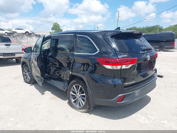2019 TOYOTA HIGHLANDER XLE