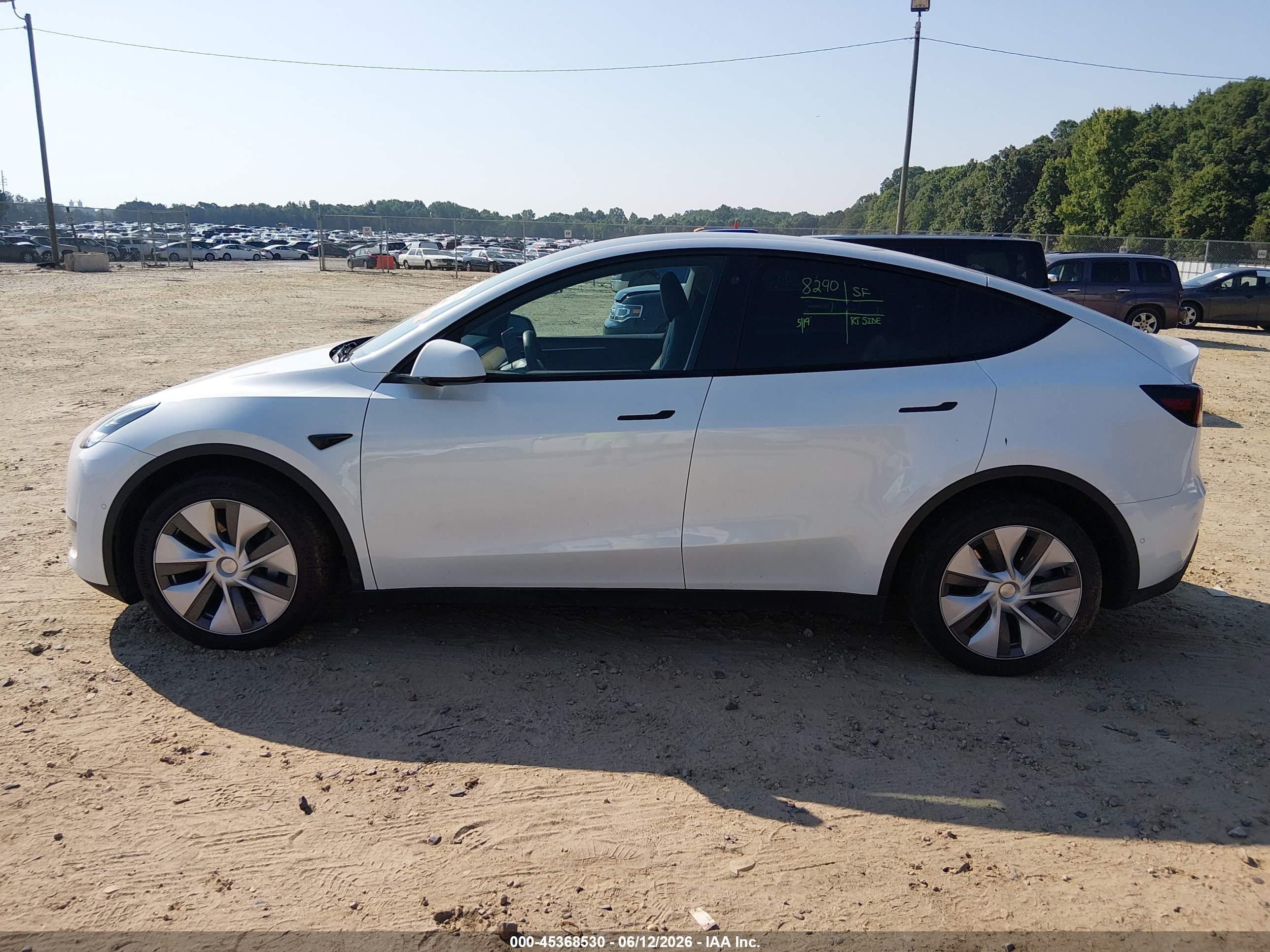 2023 TESLA MODEL Y