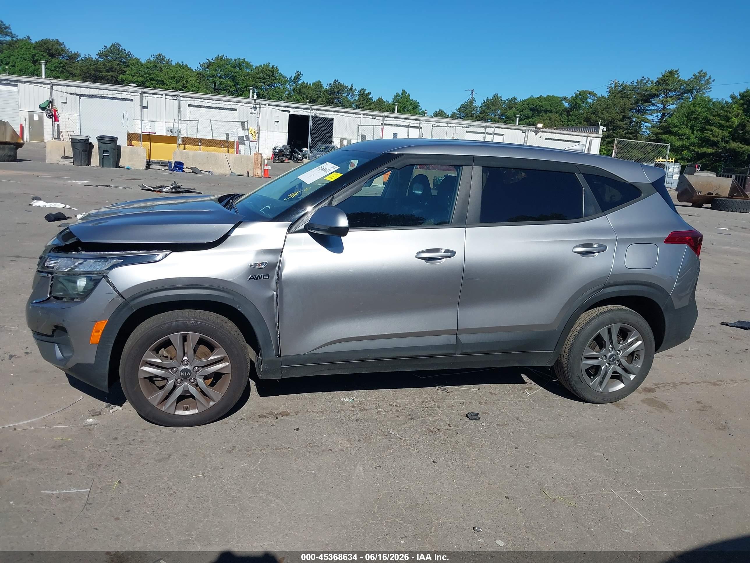 2021 KIA SELTOS LX