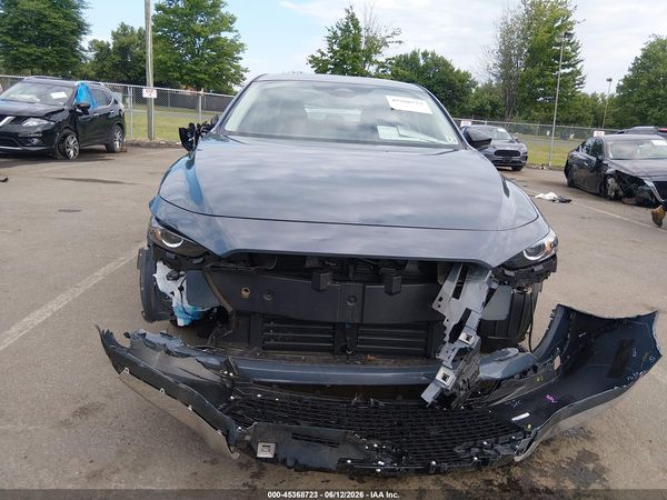 2025 MAZDA MAZDA3 2.5 S CARBON EDITION