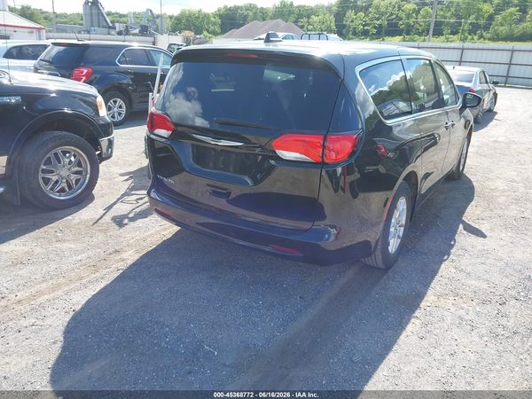 2024 CHRYSLER VOYAGER LX