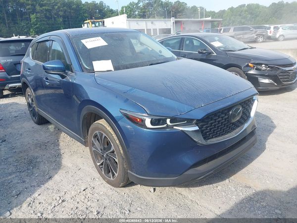 2022 MAZDA CX-5 Premium Package