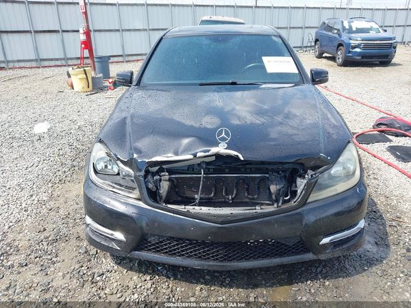 2013 MERCEDES-BENZ C 300 SPORT 4MATIC