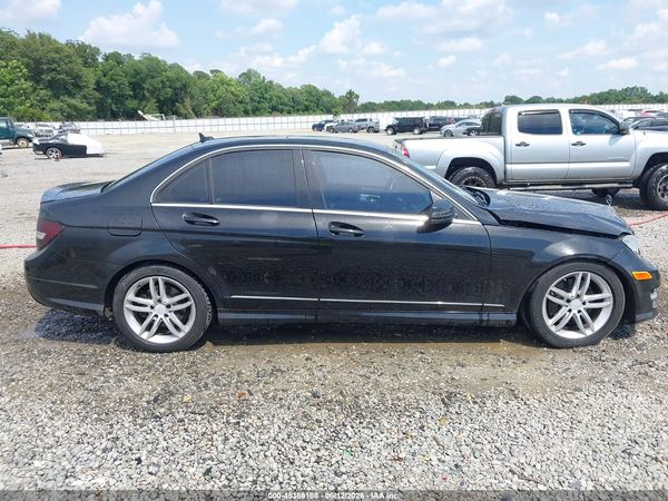 2013 MERCEDES-BENZ C 300 SPORT 4MATIC