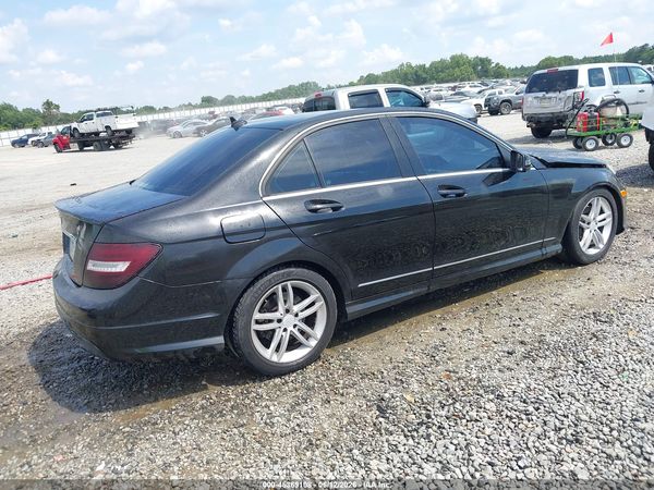2013 MERCEDES-BENZ C 300 SPORT 4MATIC