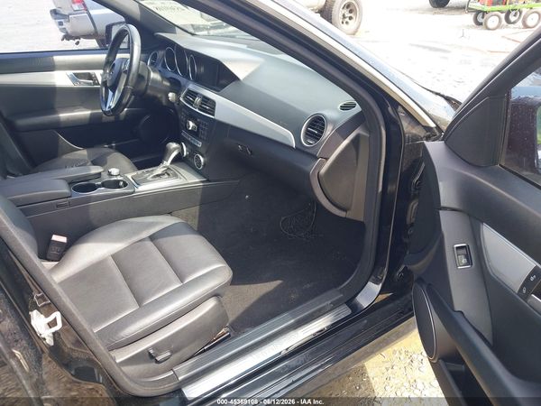 2013 MERCEDES-BENZ C 300 SPORT 4MATIC