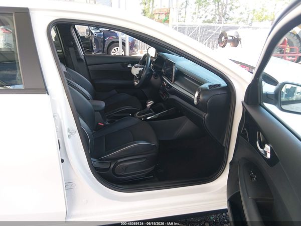 2022 KIA FORTE GT-LINE