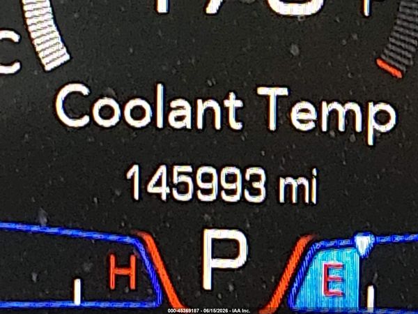 2015 CHRYSLER 300 300S — I118
