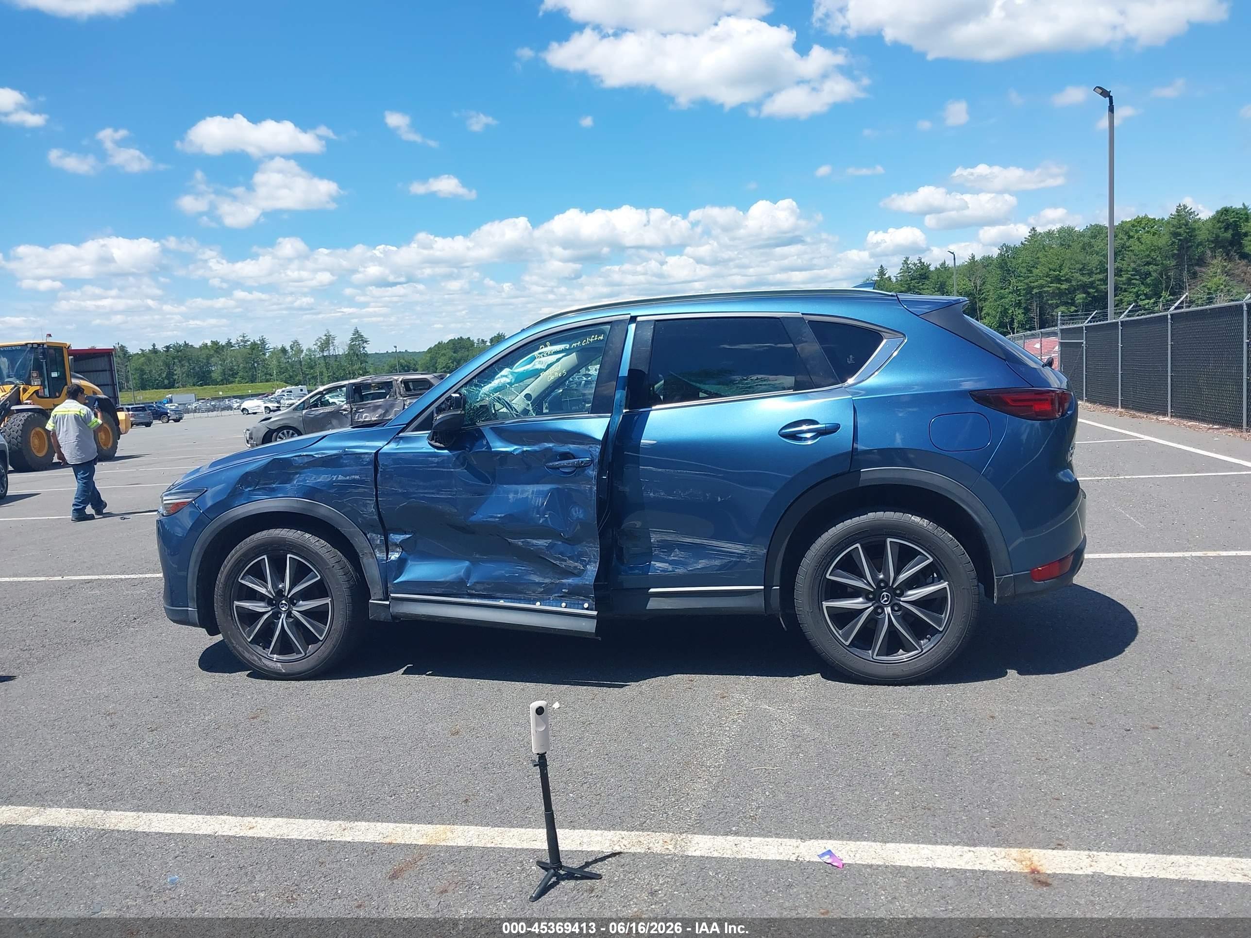 2017 MAZDA CX-5 GRAND TOURING