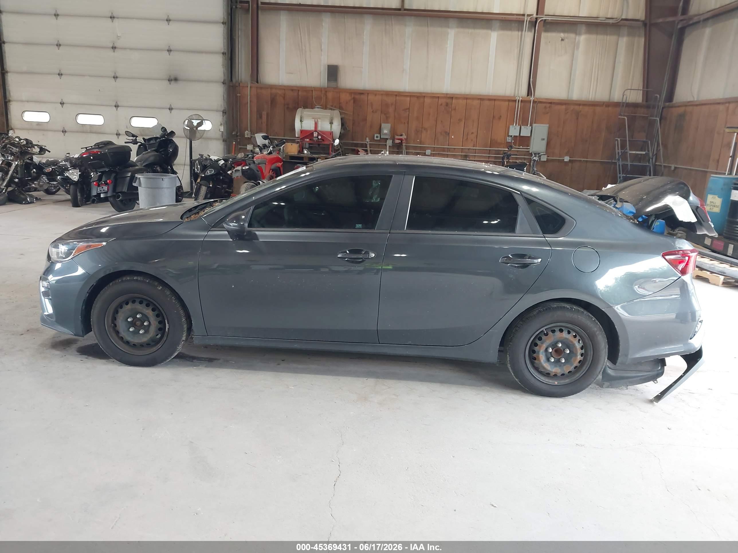 2019 KIA FORTE FE