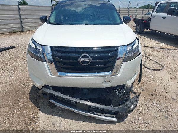 2024 NISSAN PATHFINDER SL 4WD