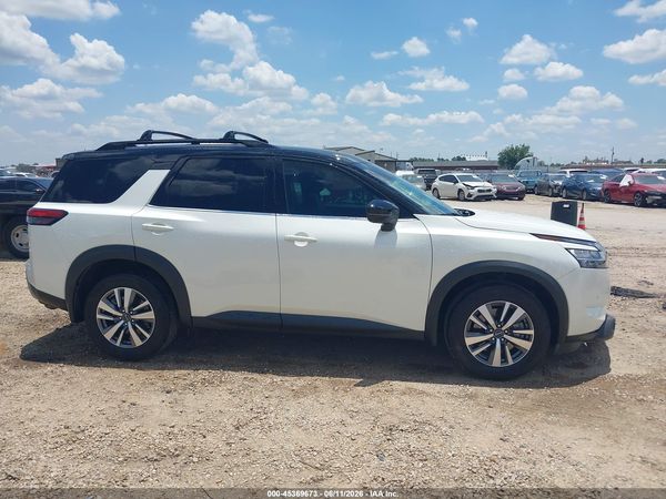 2024 NISSAN PATHFINDER SL 4WD