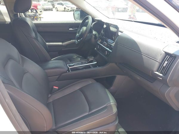 2024 NISSAN PATHFINDER SL 4WD