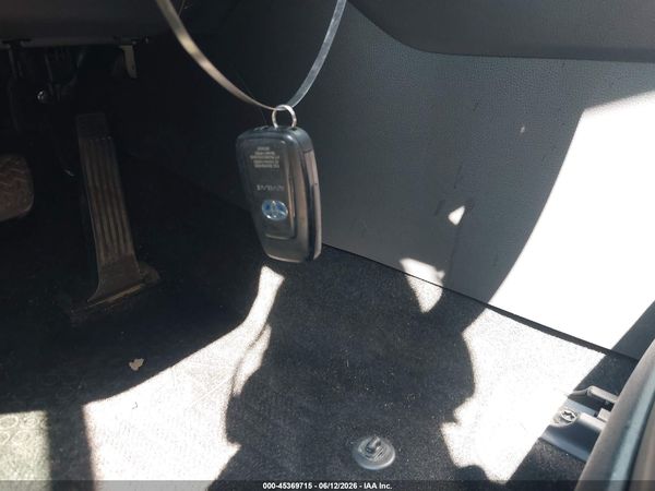 2019 TOYOTA RAV4 HYBRID XSE