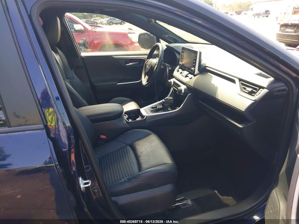 2019 TOYOTA RAV4 HYBRID XSE
