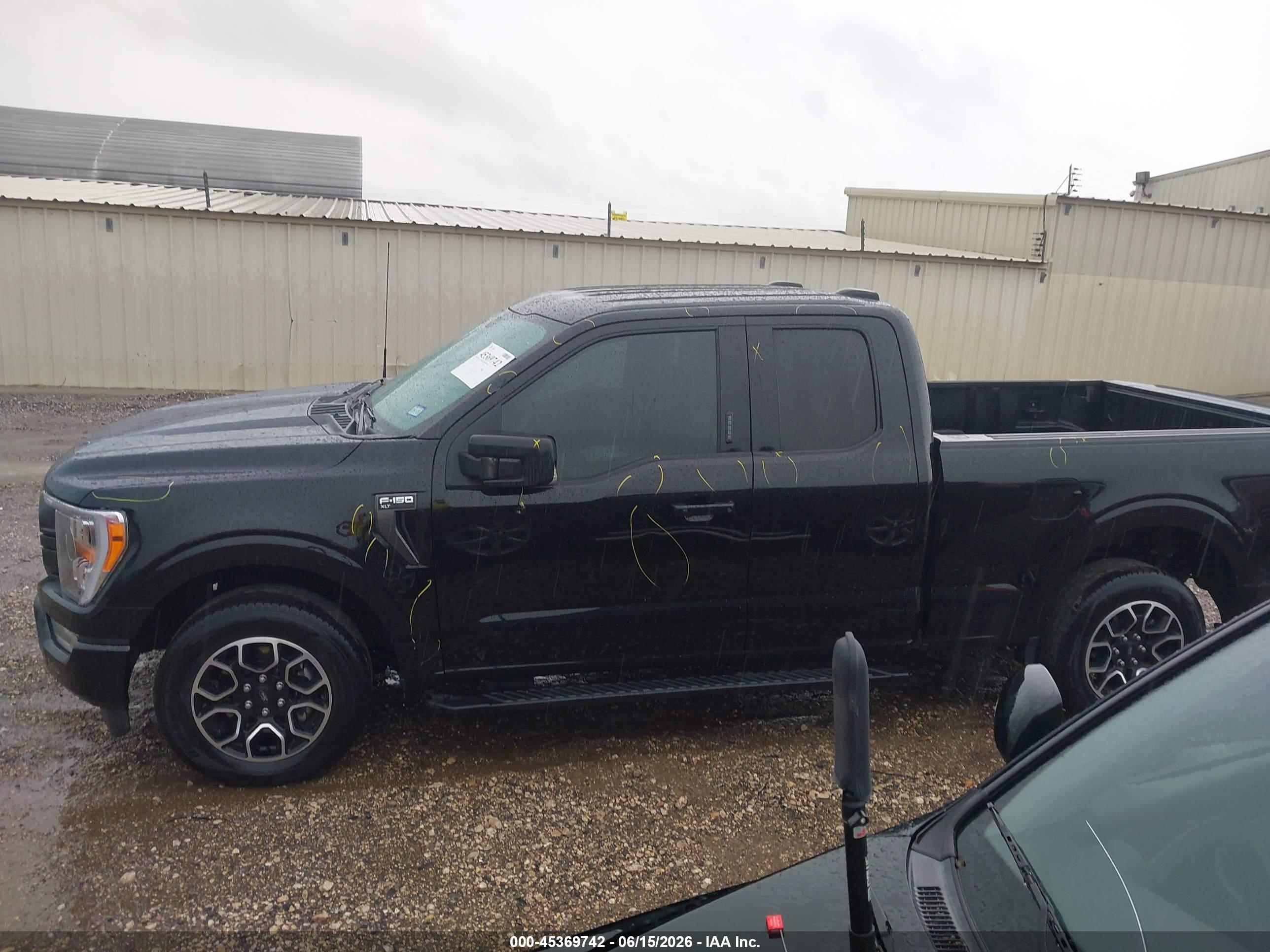 2022 FORD F-150 XLT