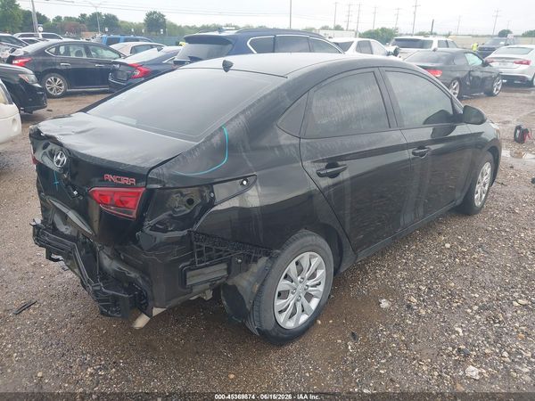 2022 HYUNDAI ACCENT SE