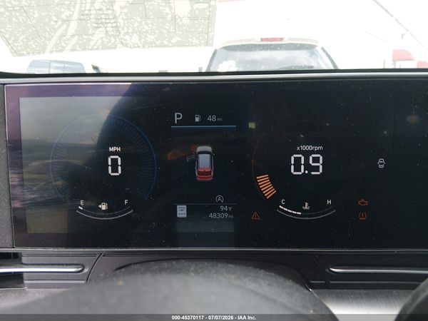 2024 HYUNDAI KONA SE