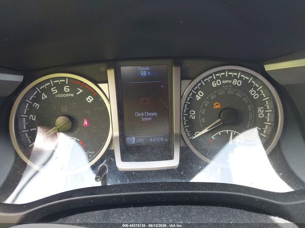 2020 TOYOTA TACOMA SR5 V6
