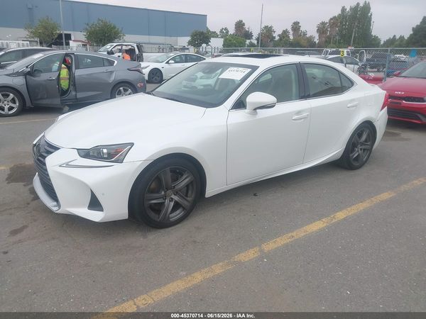 2017 LEXUS IS 200T