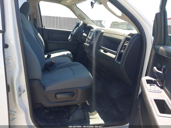 2019 RAM 1500 CLASSIC TRADESMAN  4X4 6'4 BOX