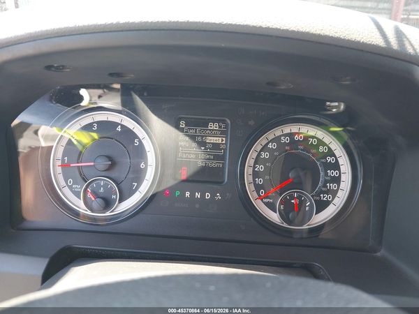 2019 RAM 1500 CLASSIC TRADESMAN  4X4 6'4 BOX