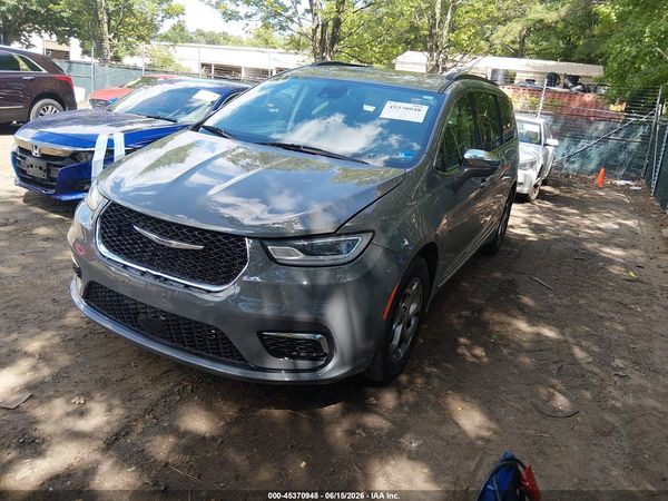 2022 CHRYSLER PACIFICA LIMITED