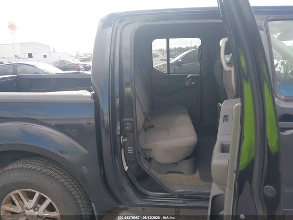 2018 NISSAN FRONTIER SV — I8