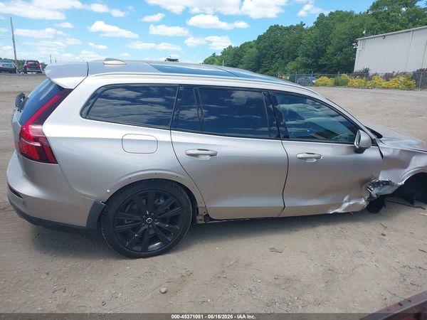 2026 VOLVO V60 CROSS COUNTRY