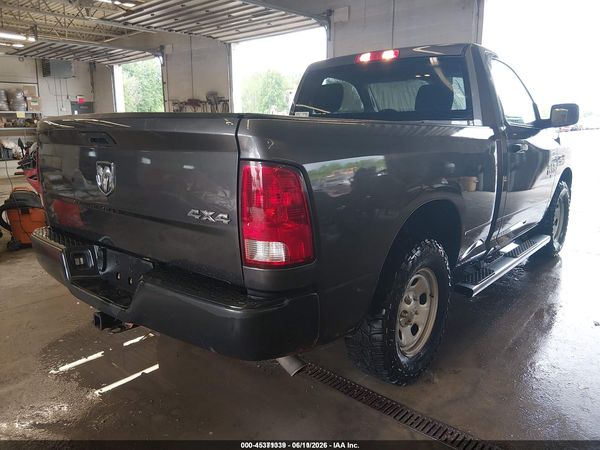 2022 RAM 1500 CLASSIC TRADESMAN  4X4 6'4 BOX